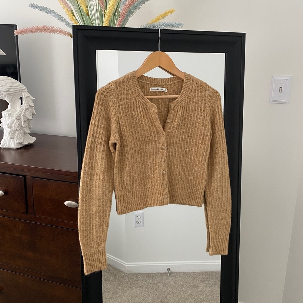 Abercrombie and Fitch Tan Cardigan XS